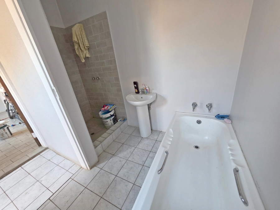 4 Bedroom Property for Sale in Sunward Park Gauteng