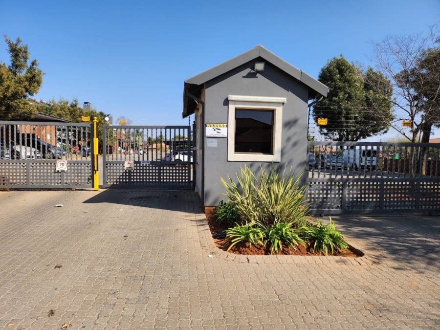 To Let 3 Bedroom Property for Rent in Terenure Gauteng