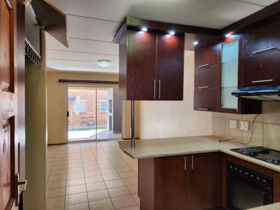 To Let 3 Bedroom Property for Rent in Terenure Gauteng
