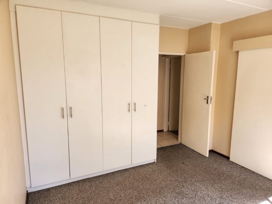 To Let 3 Bedroom Property for Rent in Terenure Gauteng