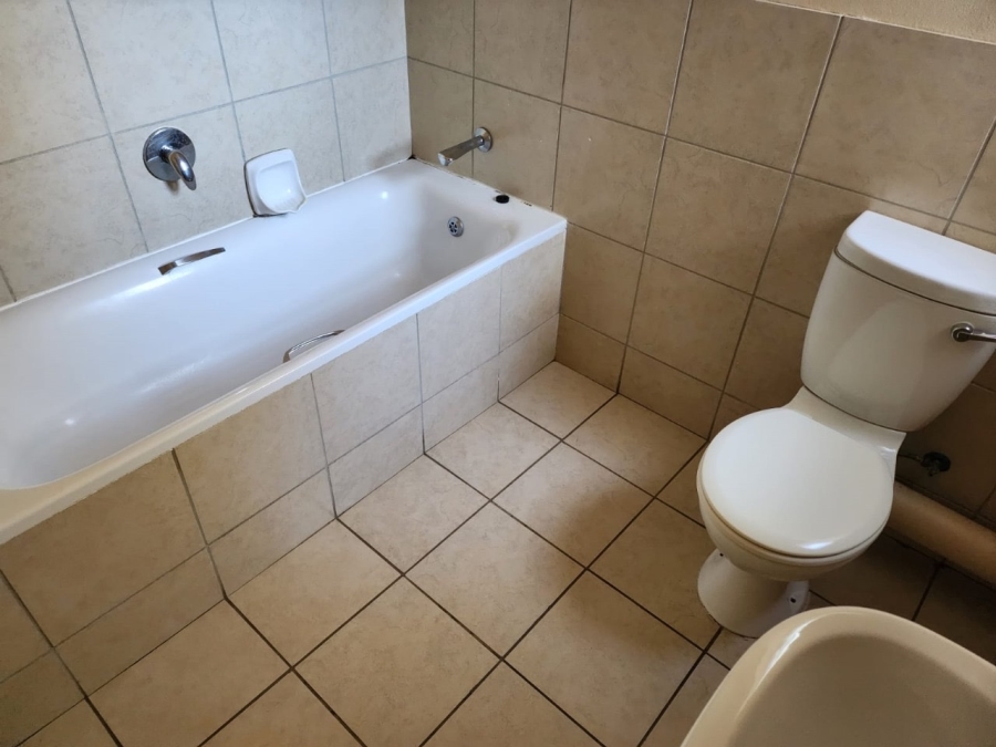 To Let 3 Bedroom Property for Rent in Terenure Gauteng