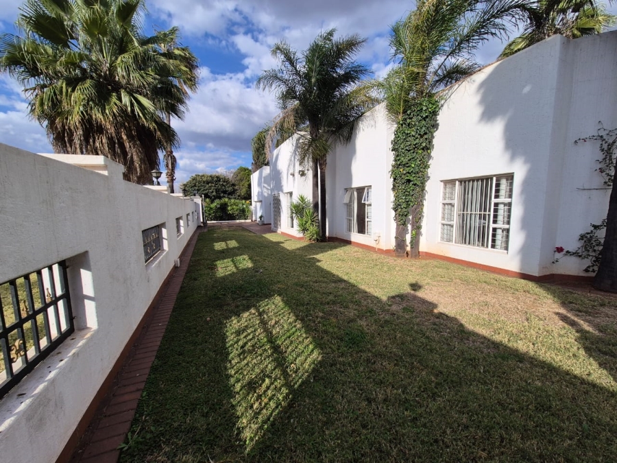 4 Bedroom Property for Sale in Vanderbijlpark SE 3 Gauteng