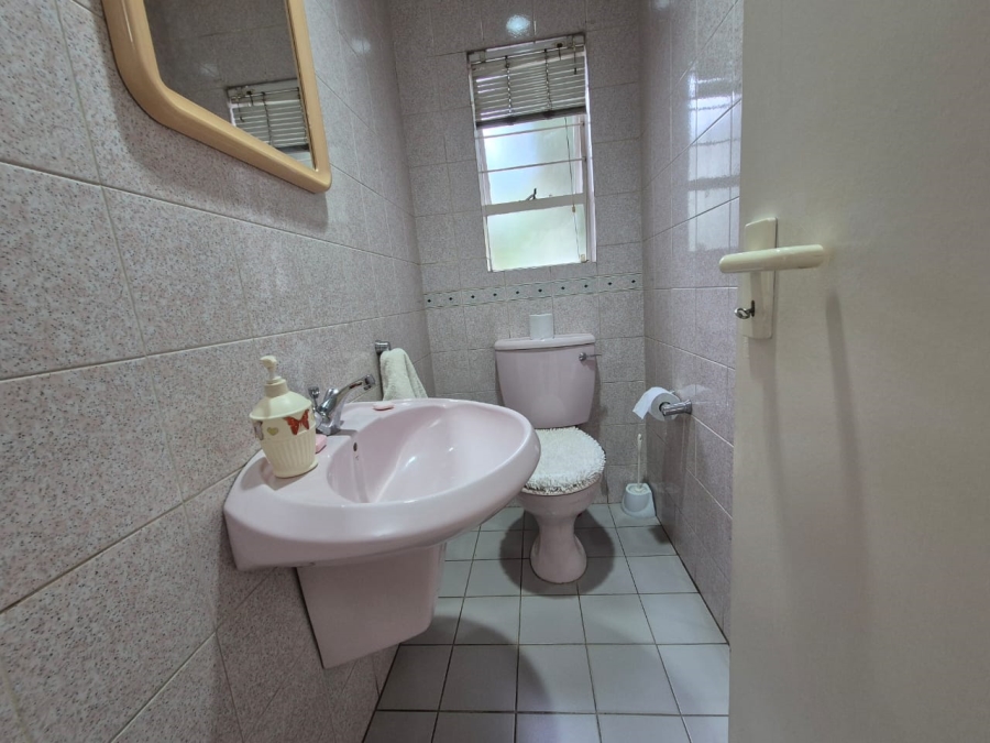 4 Bedroom Property for Sale in Vanderbijlpark SE 3 Gauteng