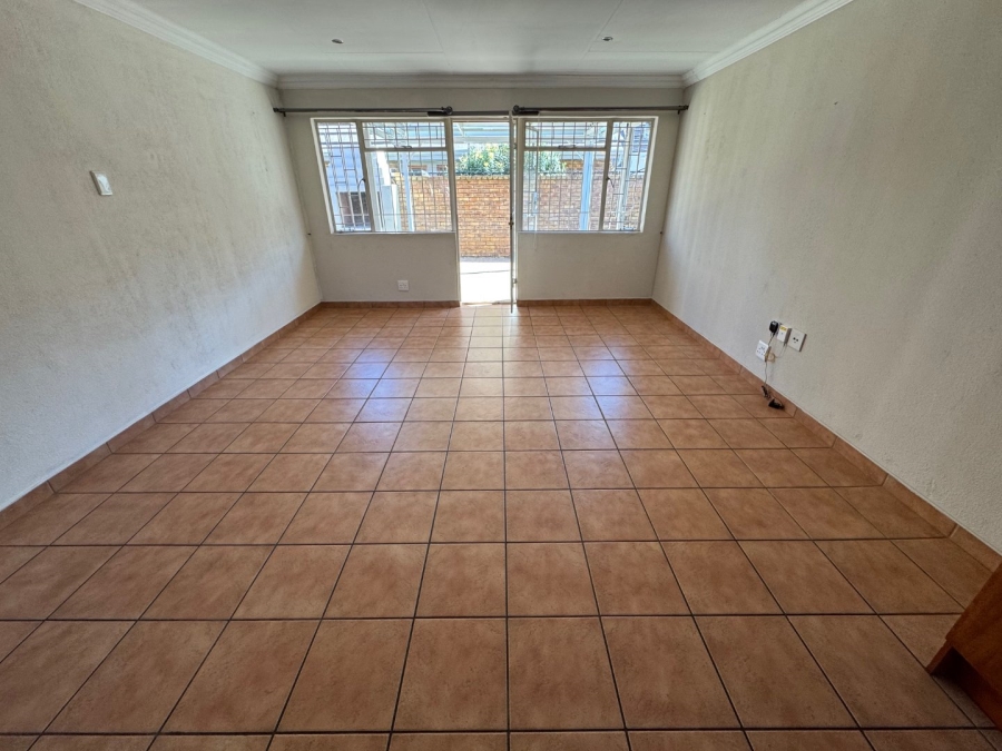 3 Bedroom Property for Sale in Glen Marais Gauteng