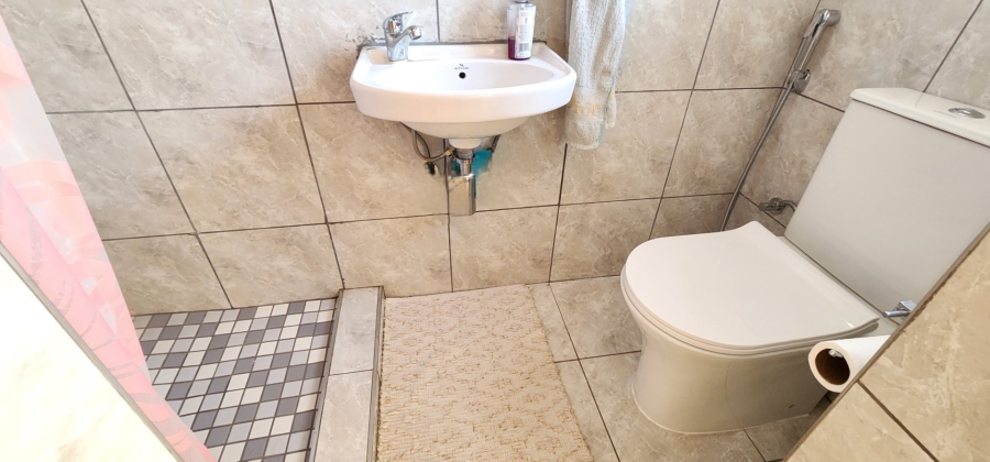 3 Bedroom Property for Sale in Eldoraigne Gauteng