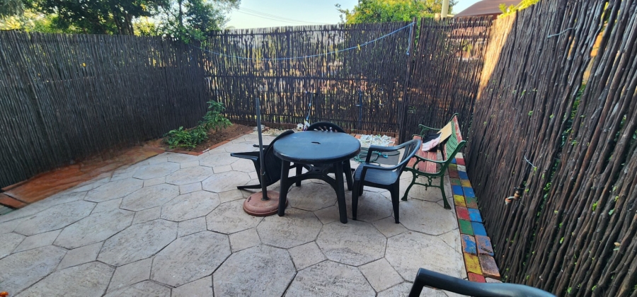 3 Bedroom Property for Sale in Eldoraigne Gauteng