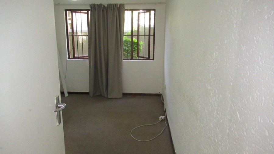 1 Bedroom Property for Sale in Morningside Ext 40 Gauteng