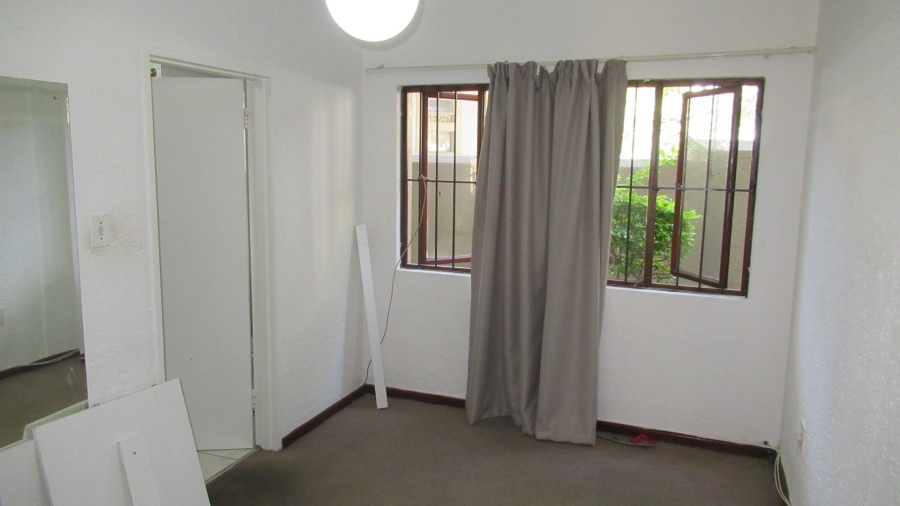 1 Bedroom Property for Sale in Morningside Ext 40 Gauteng