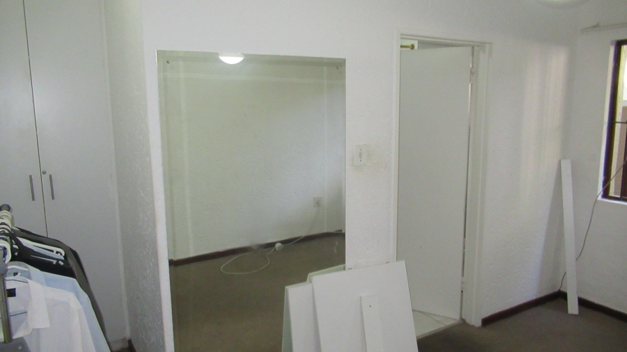 1 Bedroom Property for Sale in Morningside Ext 40 Gauteng