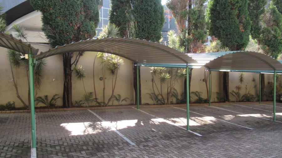 1 Bedroom Property for Sale in Morningside Ext 40 Gauteng