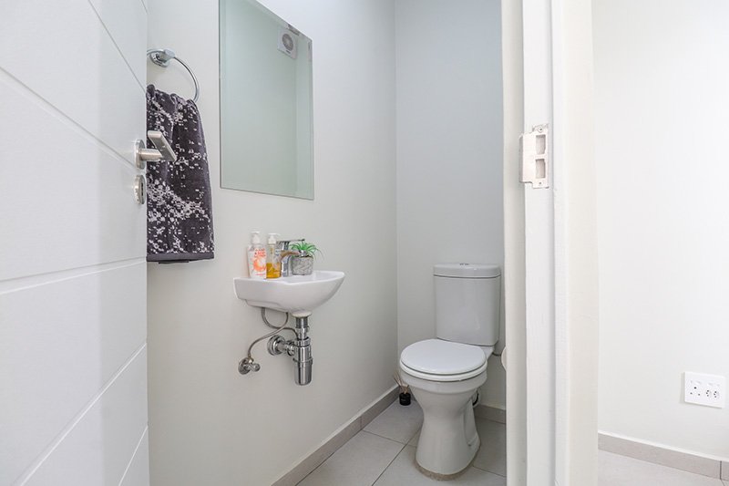 3 Bedroom Property for Sale in Broadacres Gauteng