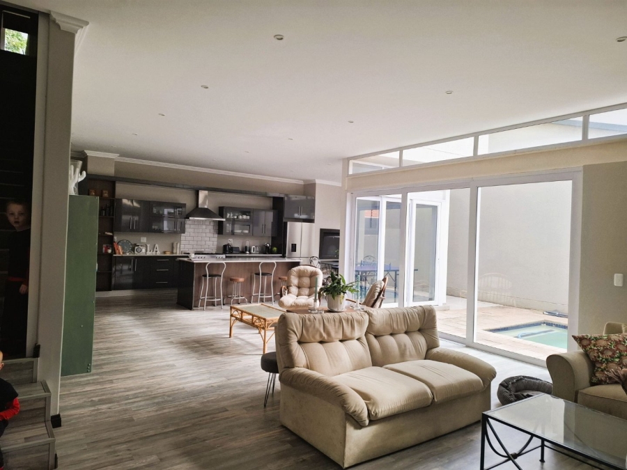 To Let 3 Bedroom Property for Rent in Baileys Muckleneuk Gauteng