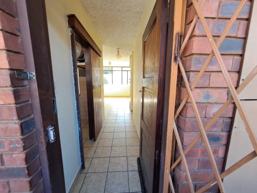 2 Bedroom Property for Sale in Pretoria North Gauteng