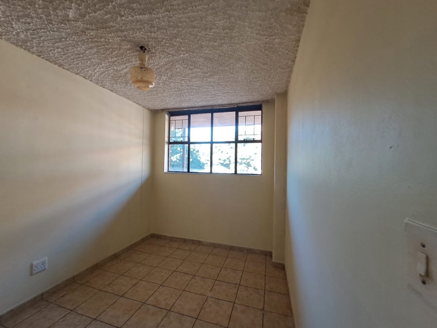2 Bedroom Property for Sale in Pretoria North Gauteng