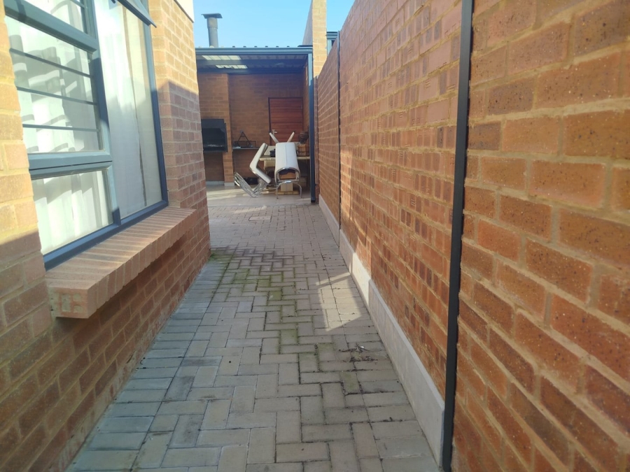 3 Bedroom Property for Sale in Montana Gauteng