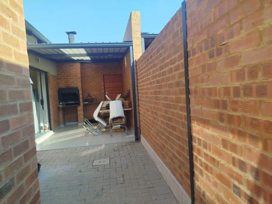 3 Bedroom Property for Sale in Montana Gauteng