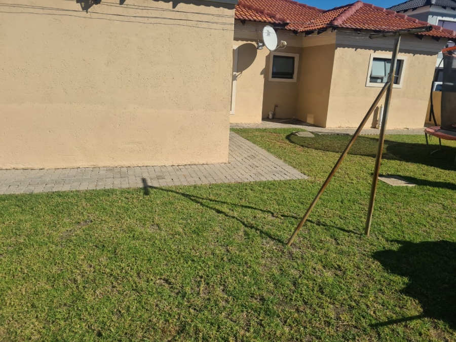 4 Bedroom Property for Sale in Theresa Park Gauteng