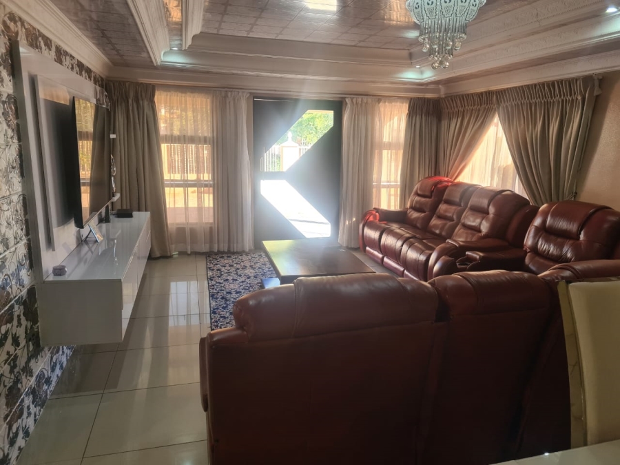 4 Bedroom Property for Sale in Theresa Park Gauteng