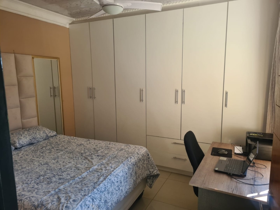 4 Bedroom Property for Sale in Theresa Park Gauteng