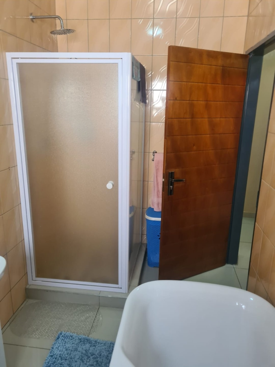 4 Bedroom Property for Sale in Theresa Park Gauteng