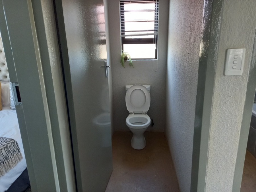 3 Bedroom Property for Sale in Soshanguve VV Gauteng