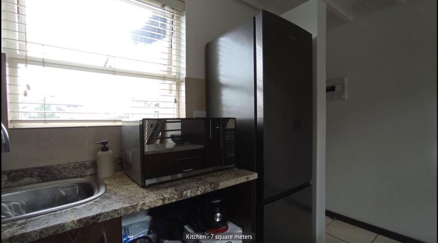 1 Bedroom Property for Sale in Lonehill Gauteng