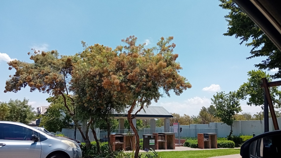 2 Bedroom Property for Sale in Chartwell Gauteng