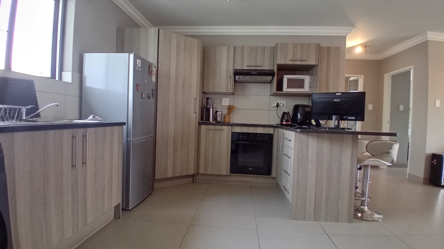 2 Bedroom Property for Sale in Chartwell Gauteng