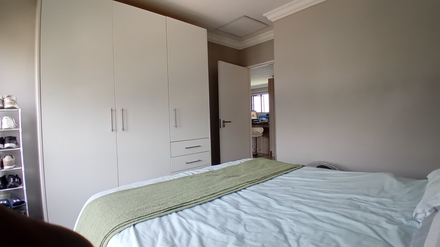 2 Bedroom Property for Sale in Chartwell Gauteng