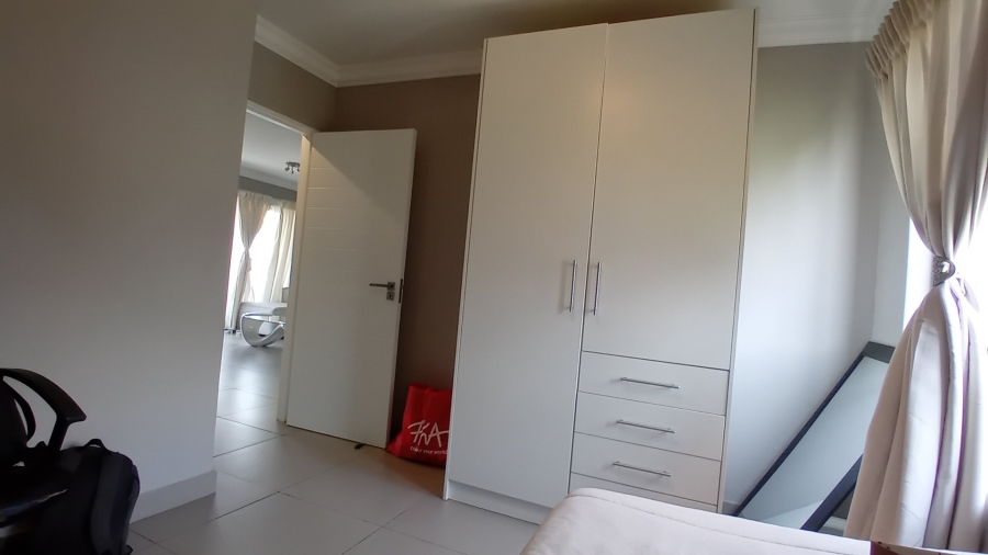 2 Bedroom Property for Sale in Chartwell Gauteng