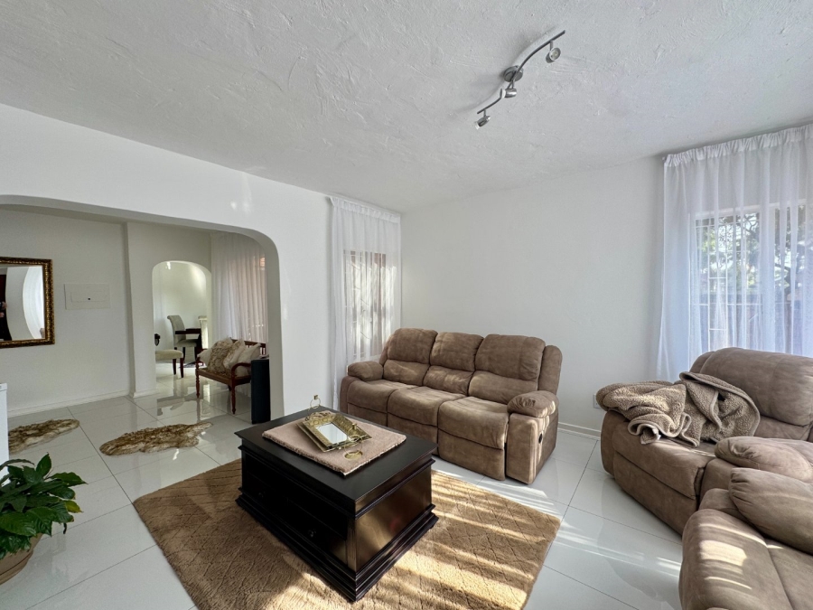 4 Bedroom Property for Sale in Lyttelton Manor Gauteng