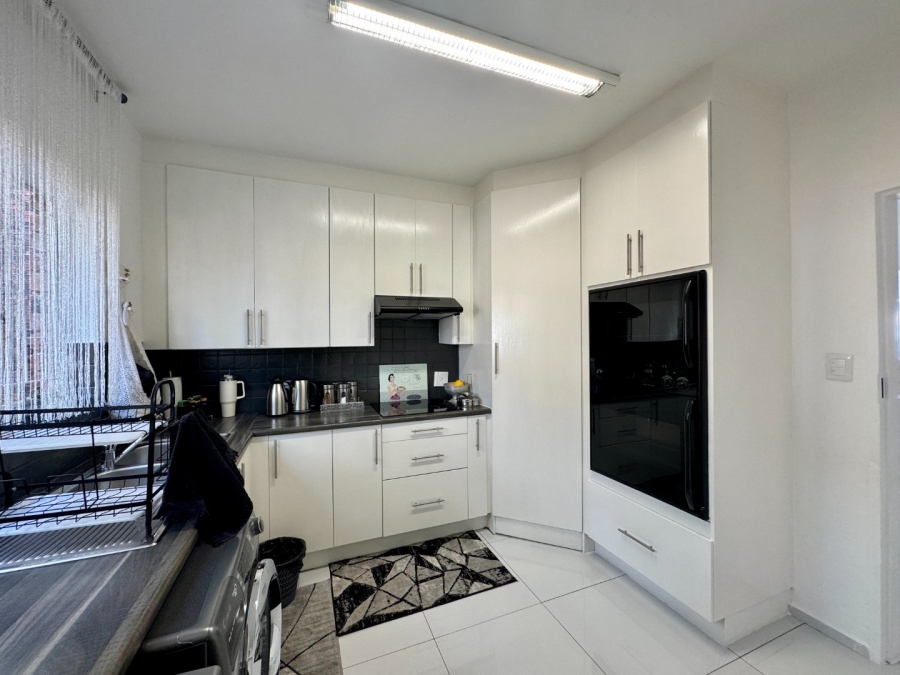 4 Bedroom Property for Sale in Lyttelton Manor Gauteng