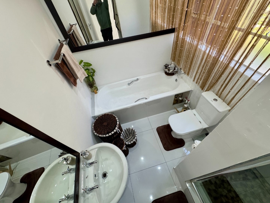 4 Bedroom Property for Sale in Lyttelton Manor Gauteng