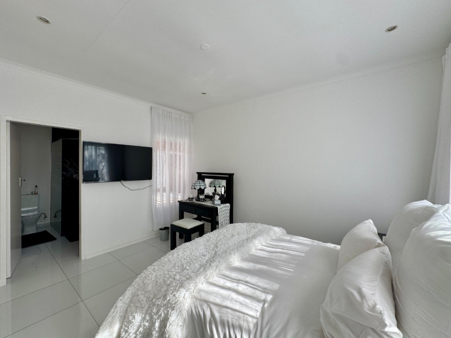 4 Bedroom Property for Sale in Lyttelton Manor Gauteng