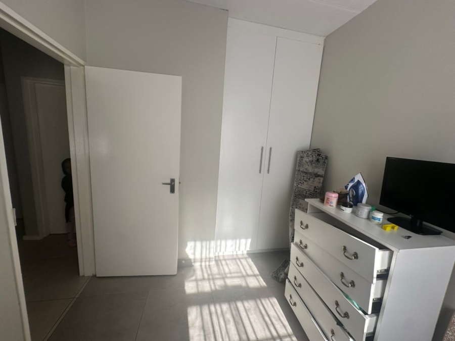 3 Bedroom Property for Sale in Die Hoewes Gauteng