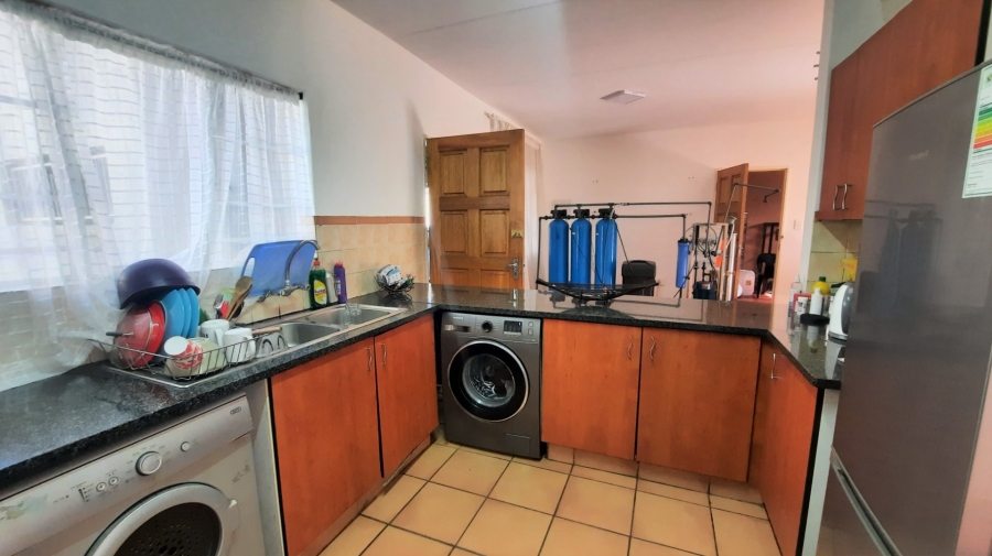 To Let 3 Bedroom Property for Rent in Noordhang Gauteng