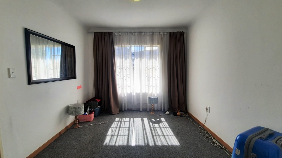 To Let 3 Bedroom Property for Rent in Noordhang Gauteng