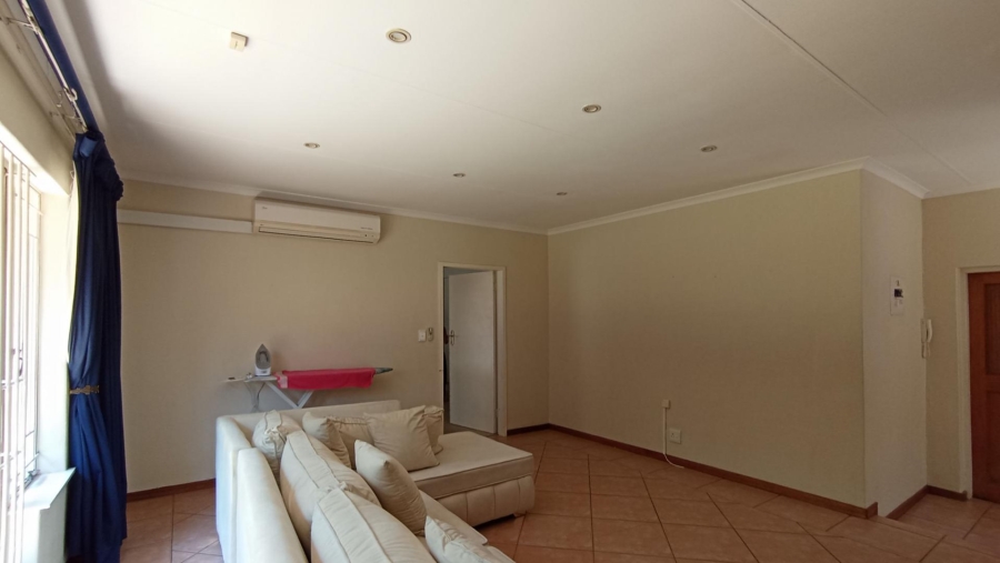 5 Bedroom Property for Sale in Gallo Manor Gauteng