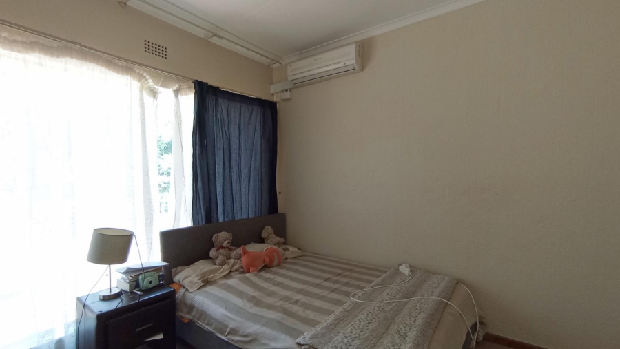 5 Bedroom Property for Sale in Gallo Manor Gauteng