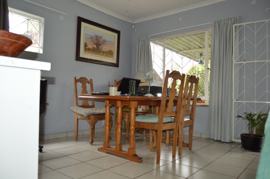 To Let 2 Bedroom Property for Rent in Strubensvallei Gauteng