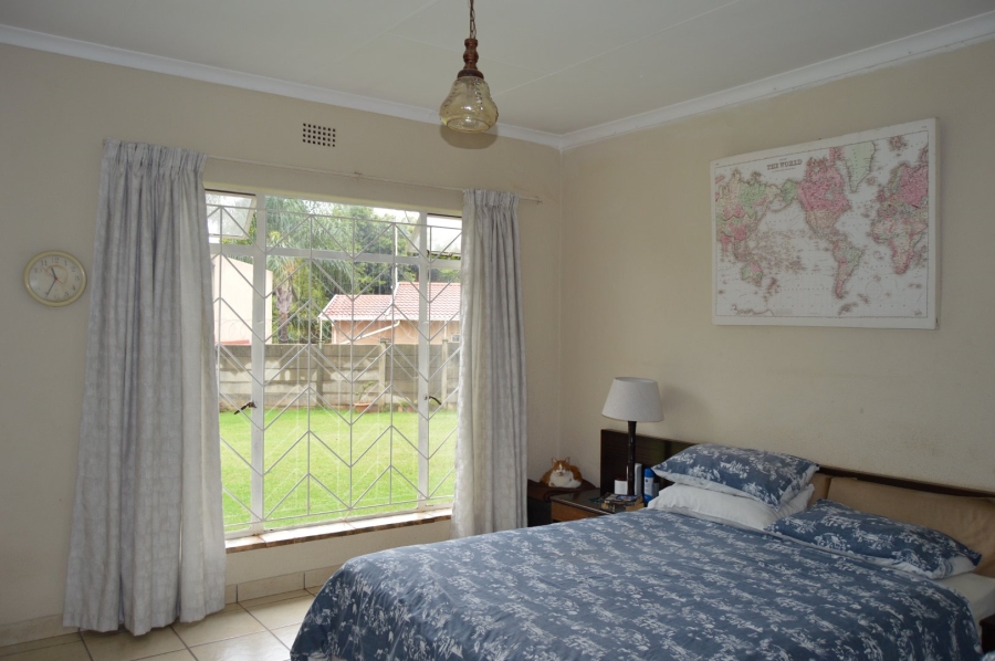 To Let 2 Bedroom Property for Rent in Strubensvallei Gauteng