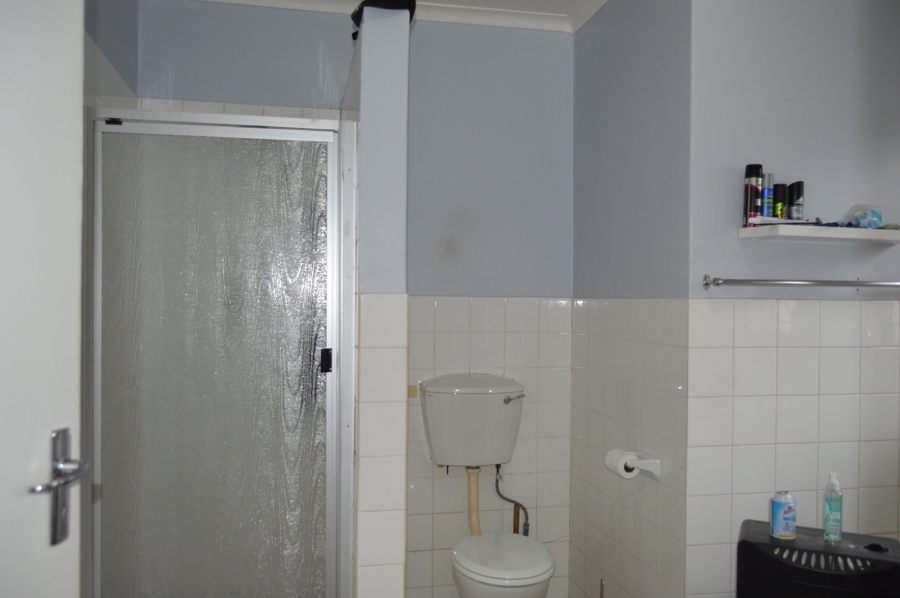 To Let 2 Bedroom Property for Rent in Strubensvallei Gauteng
