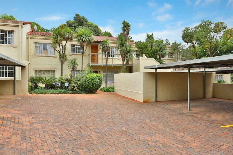 To Let 2 Bedroom Property for Rent in Bryanston Gauteng
