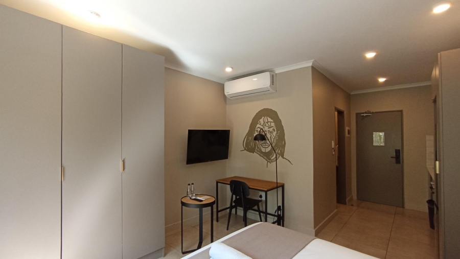 1 Bedroom Property for Sale in Sandown Gauteng