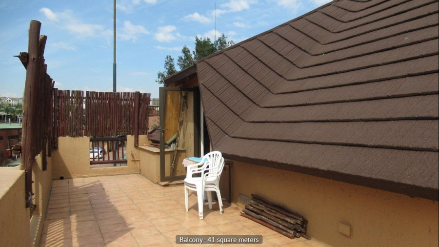 2 Bedroom Property for Sale in Douglasdale Gauteng