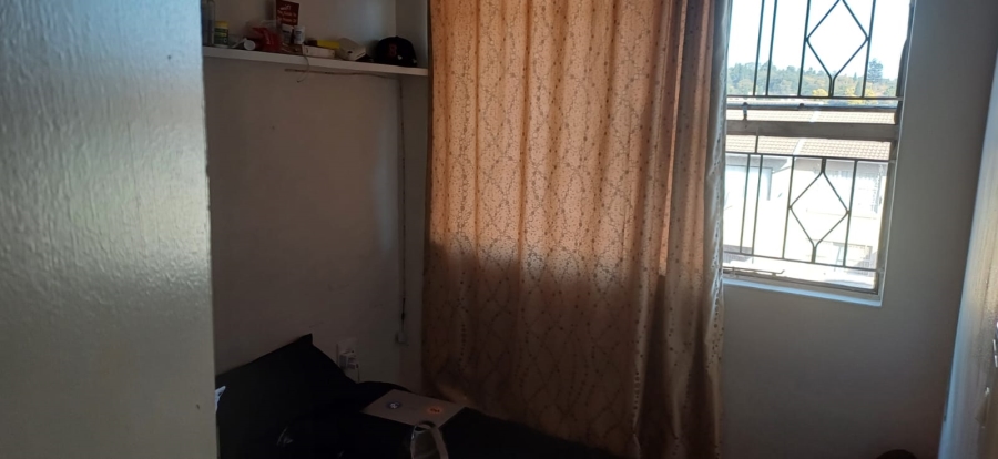 2 Bedroom Property for Sale in Buccleuch Gauteng