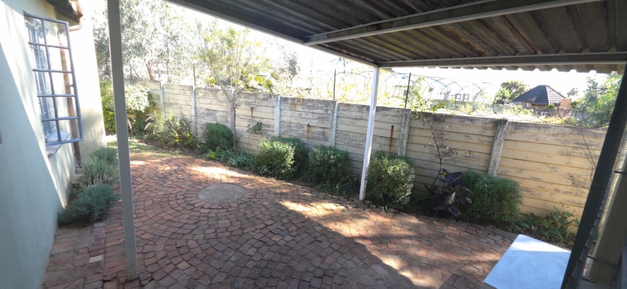 3 Bedroom Property for Sale in Albertsdal Gauteng