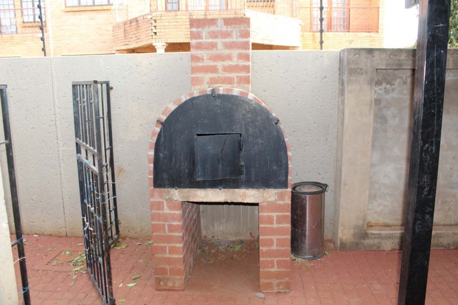 3 Bedroom Property for Sale in Montana Tuine Gauteng