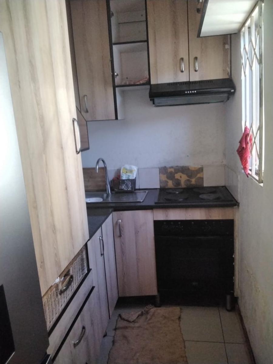 2 Bedroom Property for Sale in Kaalfontein Gauteng