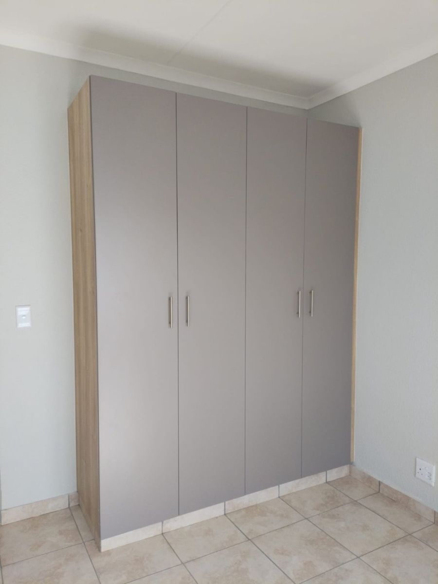 To Let 2 Bedroom Property for Rent in Ravenswood Gauteng